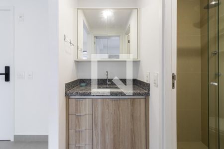 Banheiro de apartamento para alugar com 1 quarto, 31m² em Moema, São Paulo