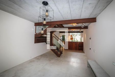 Sala de casa de condomínio à venda com 2 quartos, 114m² em Jardim Paulista, São Paulo