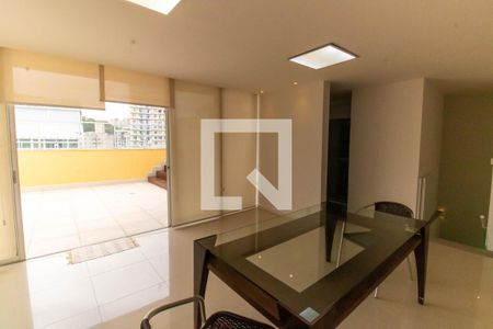 Sala de apartamento à venda com 3 quartos, 200m² em Ingá, Niterói