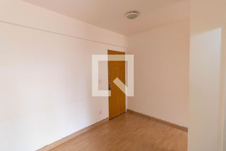 Apartamento à venda com 68m², 1 quarto e sem vagaSalas