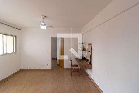 Apartamento à venda com 68m², 1 quarto e sem vagaSalas