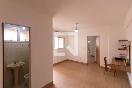 Salas de apartamento para alugar com 1 quarto, 62m² em Centro, Campinas