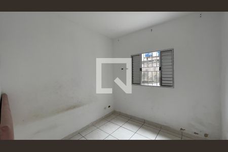 Quarto  de casa para alugar com 1 quarto, 35m² em Jardim Robru, São Paulo