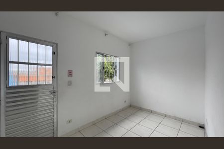Sala  de casa para alugar com 1 quarto, 35m² em Jardim Robru, São Paulo