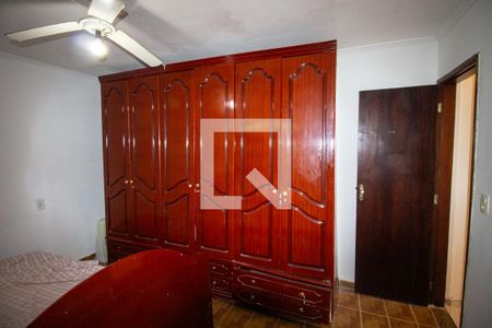 Casa à venda com 350m², 3 quartos e 2 vagas Casa à venda com 350m², 3 quartos e 2 vagasQuarto 3