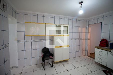 Casa à venda com 350m², 3 quartos e 2 vagas Casa à venda com 350m², 3 quartos e 2 vagasCozinha