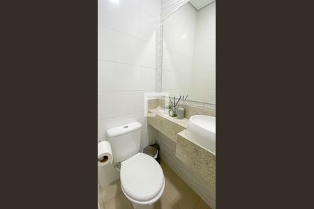 Lavabo de casa para alugar com 2 quartos, 153m² em Parque das Nações, Santo André