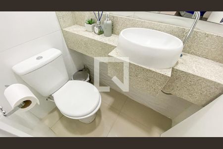 Lavabo de casa à venda com 2 quartos, 153m² em Parque das Nações, Santo André