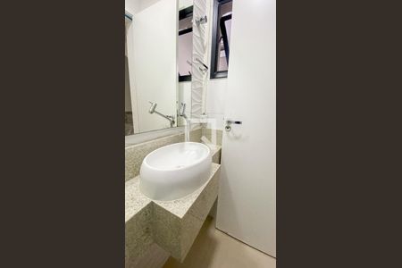 Lavabo de casa para alugar com 2 quartos, 153m² em Parque das Nações, Santo André