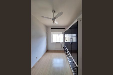 Quarto 1 de casa de condomínio para alugar com 3 quartos, 110m² em Camboinhas, Niterói