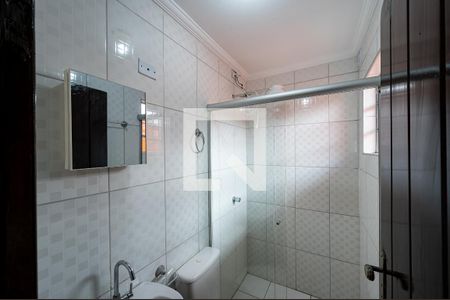 Banheiro da Suíte 1 de casa para alugar com 2 quartos, 110m² em Vila do Encontro, São Paulo