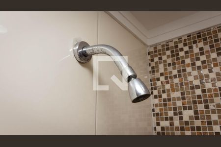 Apartamento para alugar com 47m², 2 quartos e 1 vagaDetalhe do banheiro