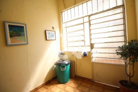 Casa à venda com 80m², 2 quartos e 1 vagaEntrada