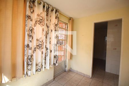 Casa à venda com 80m², 2 quartos e 1 vagaQuarto 2