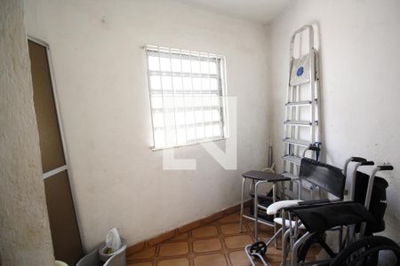 Casa à venda com 80m², 2 quartos e 1 vagaÁrea de Serviço