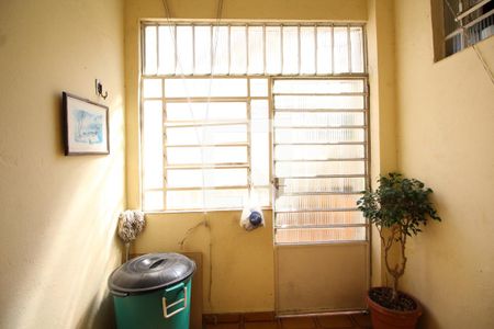 Casa à venda com 80m², 2 quartos e 1 vagaEntrada