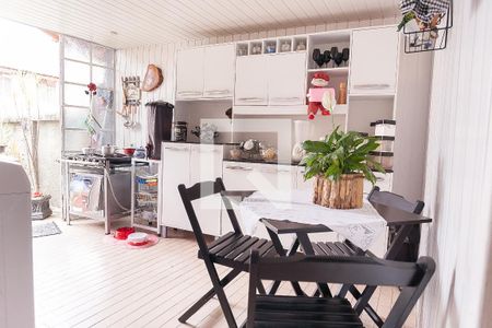 Casa à venda com 300m², 7 quartos e 3 vagasCozinha