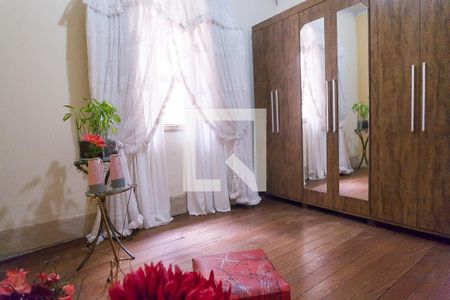 Casa à venda com 300m², 7 quartos e 3 vagasquarto 3