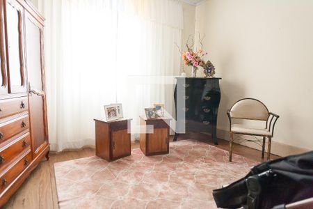 Casa à venda com 300m², 7 quartos e 3 vagasquarto 2