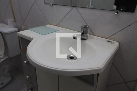 Banheiro de casa de condomínio para alugar com 1 quarto, 45m² em Chácara Califórnia, São Paulo