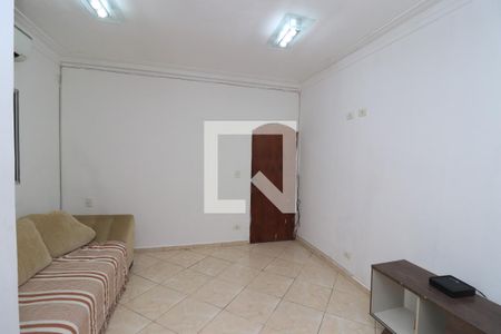 Sala de TV de casa de condomínio para alugar com 1 quarto, 45m² em Chácara Califórnia, São Paulo