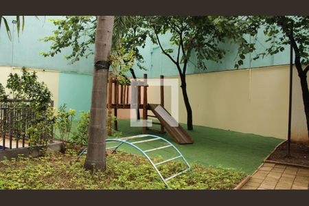 Apartamento à venda com 37m², 1 quarto e sem vagaÁrea comum - Playground