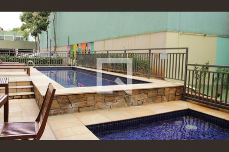 Apartamento à venda com 37m², 1 quarto e sem vagaÁrea comum - Piscina
