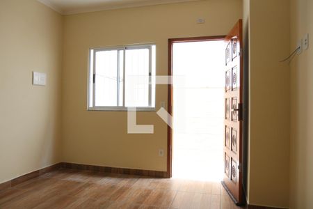 Sala de casa de condomínio para alugar com 2 quartos, 42m² em Vila Antonieta, São Paulo