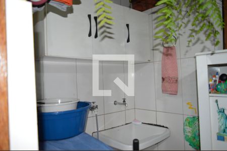 Casa de condomínio à venda com 82m², 3 quartos e 1 vagaÁrea de Serviço