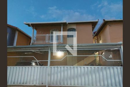 Casa de condomínio à venda com 82m², 3 quartos e 1 vagaFachada 