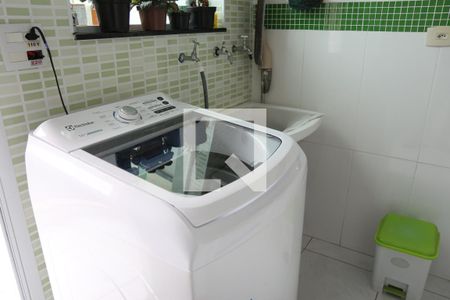 Casa à venda com 275m², 3 quartos e 8 vagasÁrea de Serviço