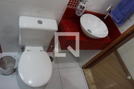 Casa à venda com 275m², 3 quartos e 8 vagasLavabo