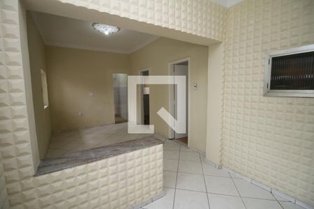 Sala de casa à venda com 3 quartos, 230m² em Olaria, Rio de Janeiro