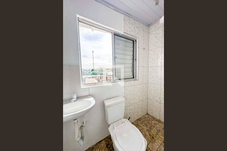 Banheiro de casa para alugar com 3 quartos, 60m² em Casa Verde Média, São Paulo