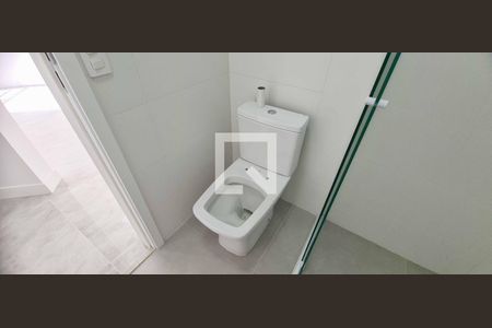 Banheiro de apartamento para alugar com 2 quartos, 52m² em Padroeira, Osasco
