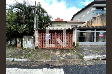 Fachada de casa para alugar com 2 quartos, 70m² em Vila Matilde, São Paulo