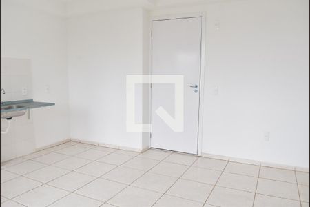 Sala de apartamento para alugar com 2 quartos, 42m² em Campo Grande, Rio de Janeiro
