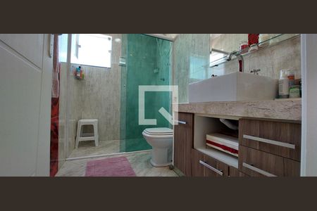 Banheiro Quarto 1 suíte de casa para alugar com 3 quartos, 222m² em Parque das Nações, Santo André