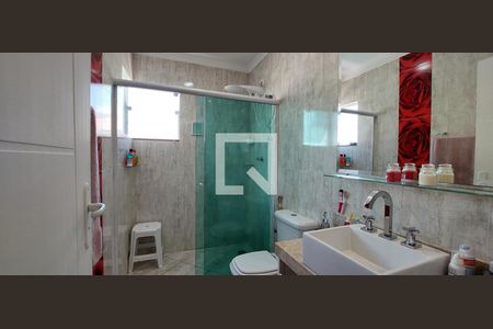 Banheiro Quarto 1 suíte de casa à venda com 3 quartos, 222m² em Parque das Nações, Santo André
