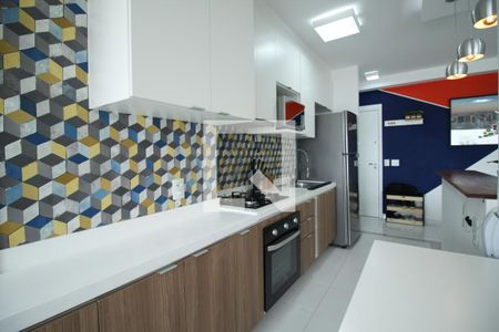 Apartamento para alugar com 75m², 2 quartos e 1 vaga Apartamento para alugar com 75m², 2 quartos e 1 vagaCozinha