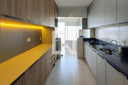 Apartamento para alugar com 144m², 3 quartos e 2 vagas Apartamento para alugar com 144m², 3 quartos e 2 vagasCozinha