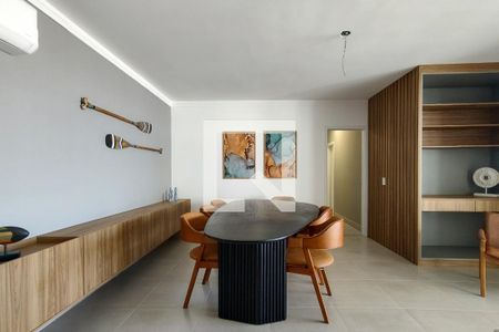 Apartamento para alugar com 144m², 3 quartos e 2 vagas Apartamento para alugar com 144m², 3 quartos e 2 vagasSala