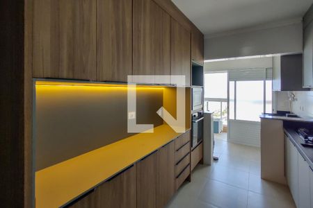 Apartamento para alugar com 144m², 3 quartos e 2 vagas Apartamento para alugar com 144m², 3 quartos e 2 vagasCozinha