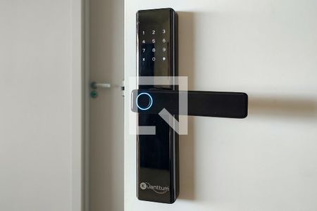 Apartamento para alugar com 144m², 3 quartos e 2 vagas Apartamento para alugar com 144m², 3 quartos e 2 vagasFechadura eletrônica