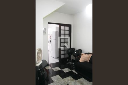 Sala de casa para alugar com 2 quartos, 100m² em Água Rasa, São Paulo
