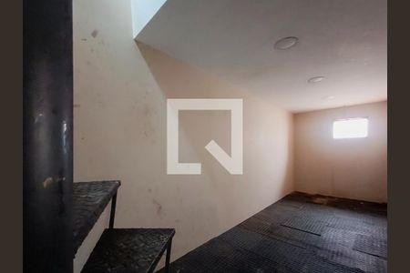 Casa à venda com 172m², 2 quartos e sem vagaGaragem - Depósito