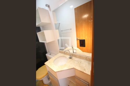 Casa de condomínio à venda com 49m², 2 quartos e sem vagaBanheiro