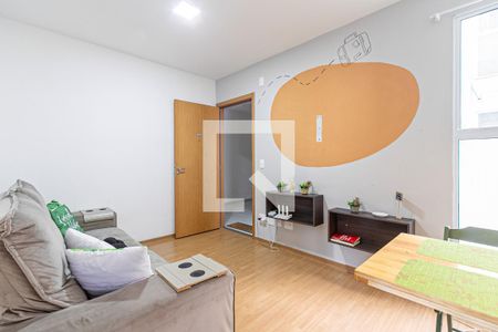 Sala de apartamento para alugar com 2 quartos, 43m² em Serraria, São José
