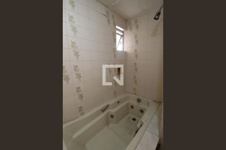 Apartamento à venda com 394m², 4 quartos e 2 vagasBanheiro Social