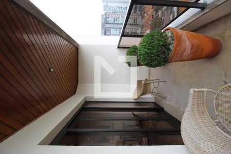 Apartamento para alugar com 400m², 5 quartos e 3 vagasVaranda